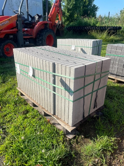 New Skid Lot Of Hanover Pavers Natural