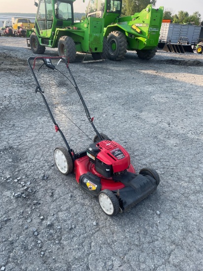 Tro-Bilt 21" Self Propelled Mower