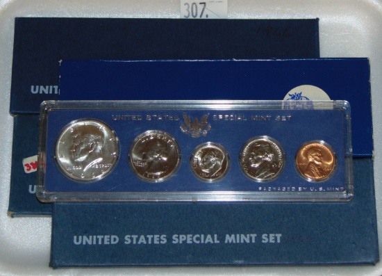 (4) 1966, (1) 1967 U.S. Special Mint Sets.