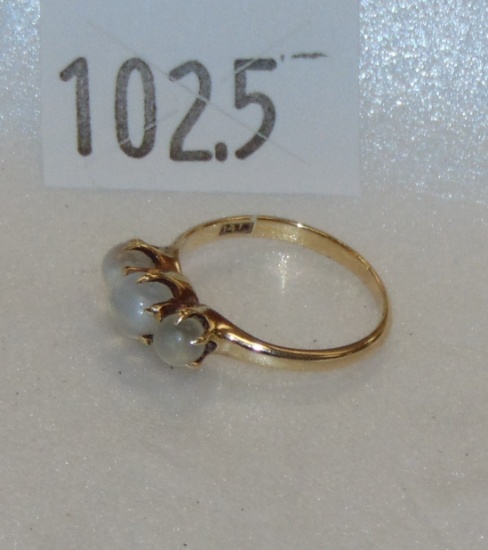 14k Gold Moonstone Ring (approx. 2 grams).