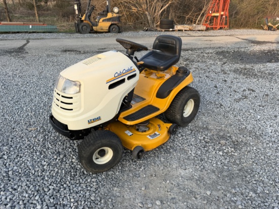 Cub Cadet LT1042 42 Hydrostatic Riding Mower
