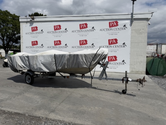 1992 Resorter Smoker Craft 15' Boat W/ Trailer