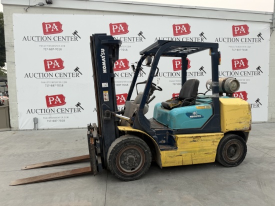 1998 Komatsu 8,000 IB Capacity LP Forklift