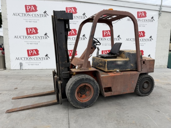 Cat 8,000 IB Capacity Diesel Forklift