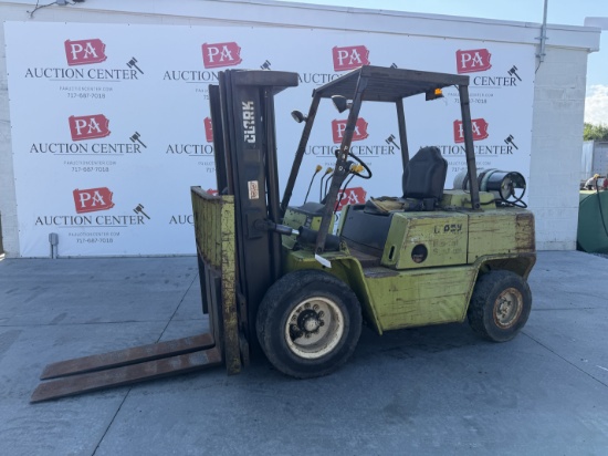 Clark 7,000 IB Capacity LP Forklift