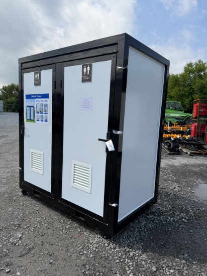 New Double Stall Mobile Toilet