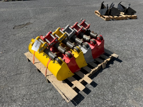 Skid Lot Of (6) New 32" Mini Excavator Buckets