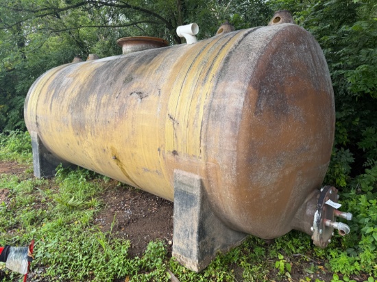 Used 5,000 Gallon Poly Liquid Tank