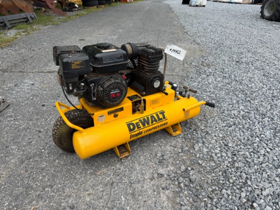 Dewalt Portable8 Gallon Air Compressor