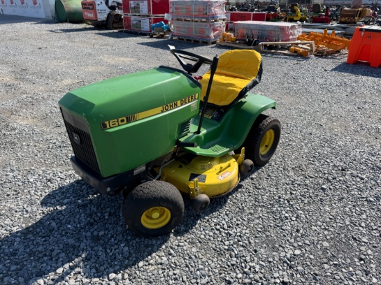 John Deere 160 38" Hydrostatic Riding Mower