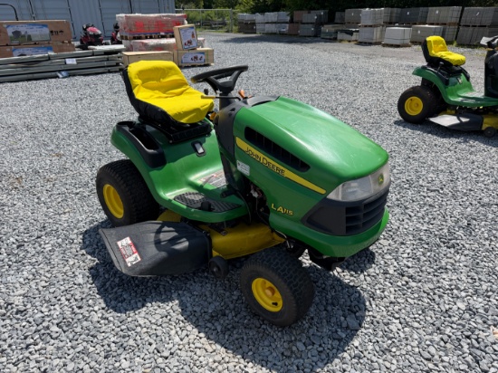 John Deere LA115 42" Hydrostatic Riding Mower