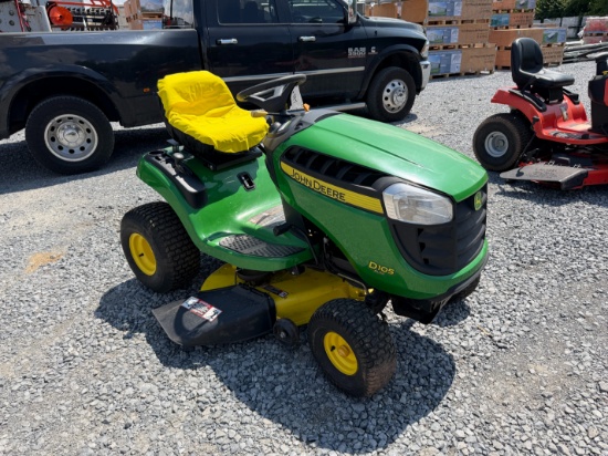 John Deere D105 42" Hydrostatic Riding Mower