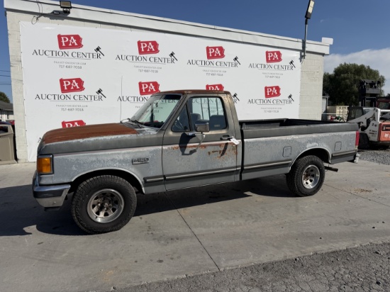 1990 Ford F150 XLT Lariat Pick-Up Truck