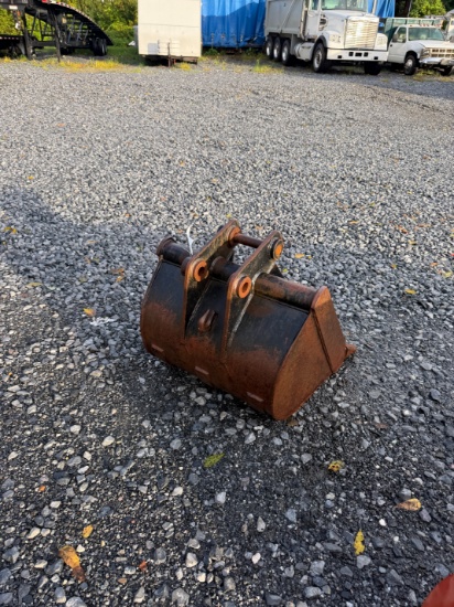 Used 24" Excavator Attach Bucket