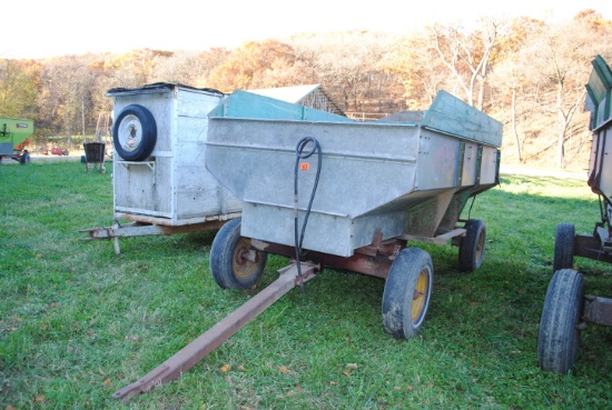 Super 6 Minnesota wagon with MN#130 galvanized flare box, good floor, extended sides, nice wagon, hy