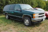 1998 Chevy Suburban, 5.7 350 motor, no water in radiator, drove in, 193,314 miles, titled