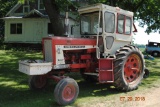 Farmall 706 gas tractor, wf, factory no TA, dual hydraulics, rock box, dual pto, 3-pt, no 3rd arm, c