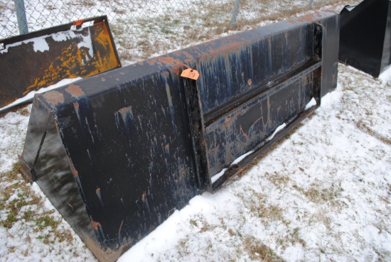 8' Bucket off Ford Tractor loader