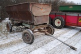 Barge box with hydraulic hoist