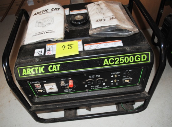 Arctic Cat AC2500GD generator with Suzuki motor