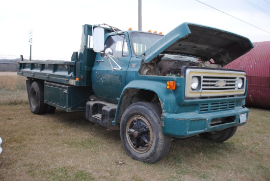 1979 Chevy truck model TK - NO TITLE, V8, big block, truck does not run, brakes don't work, 16' cont