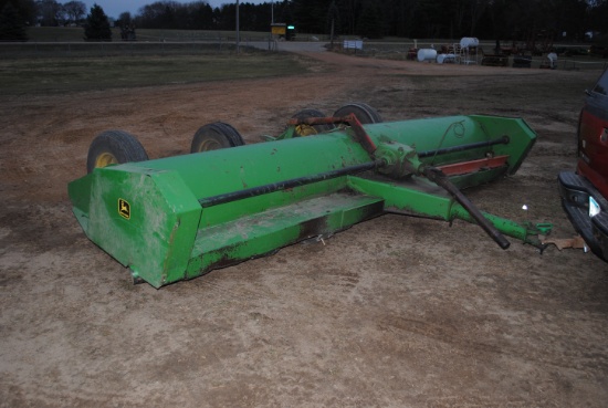 John Deere 27 6-row stalk chopper, owner states knives are 90% new, 1,000 pto, no hydraulic lift