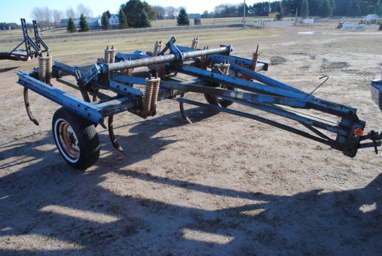 Ford 10' 10-shank chisel plow