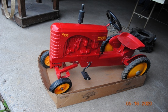 Massey Harris 333 pedal tractor