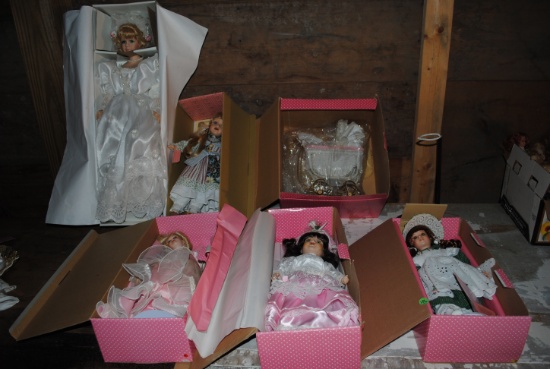 4 Porcelain dolls from Paradise Collection, baby buggy, Dynasty bride doll