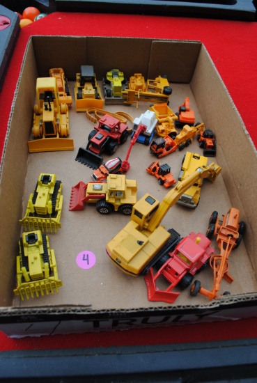 1/64 Construction equipment (John Deere & Cat)