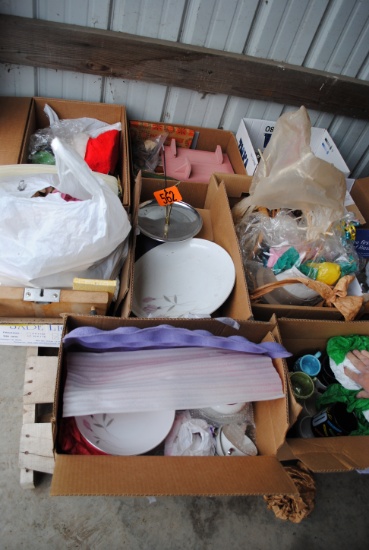 Pallet of dishes, flowers, household décor. & misc.