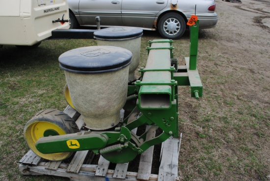 John Deere 2-row 3-point planter