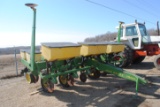 John Deere 7000 6-row planter, 30