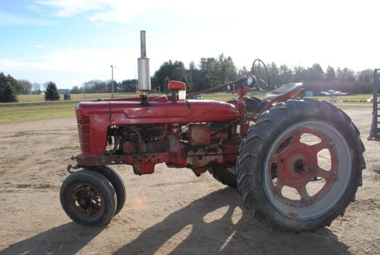 Farmall 'H', narrow front, hydraulics, pto, runs & drives, 11-38 rears, 6.00-15 fronts, Serial No. 2