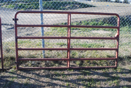 8' Red Pipe Gate