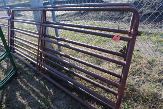 2 12' Red Pipe Gates, sell 2 times the money