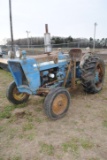 Ford 3000 Tractor, gas, wide front, fenders, 540 pto, hydraulics, 3-point, engine is seized, fluid i