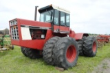 IH 4386 4WD, Duals, bare back, 3 hydraulics, Hours shown are 8020, Radiator overflow tank is broke i