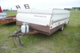 1985 Starcraft pop-up camper, 11', sleeps 4, sink, stove, cable is broke so this does not crank up