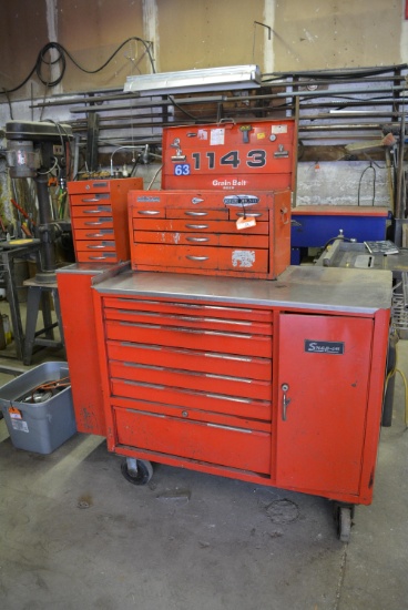 Toolbox set - Snap-On 7 drawer is 45"Wx24"D with 10" extension on top is MB Century 6 drawer approx.