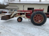 International 656 Hydro Gas Tractor with International 2000 hydraulic loader, fast hitch & drawbar,