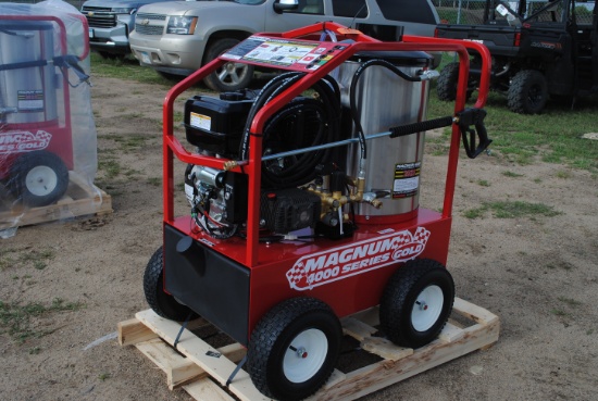 Magnum 4000 Gold hot water pressure washer, gas motor, electric start, wand and nozzles, battery not