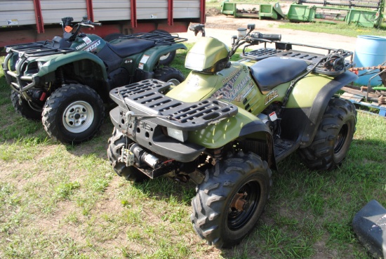 **Polaris Sportsman 500 4-wheeler, has winch, shows 2,570 miles, electric start does not work but wi