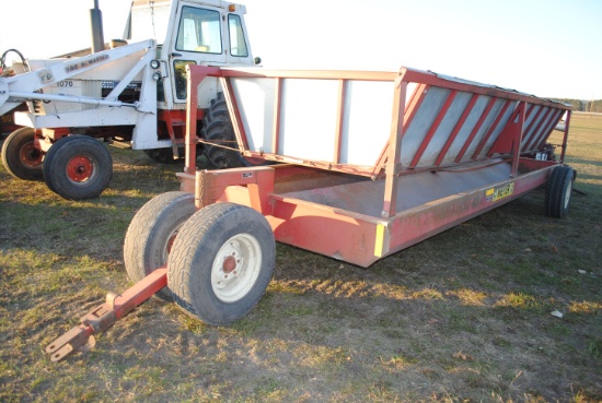 20' Meyers Feed Wagon