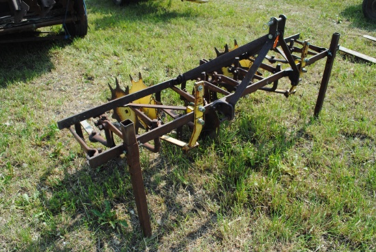 2-Row 3-point cultivator