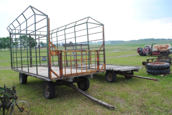 8'x17.5" Throw Rack on MN Running Gear, with hydraulic lift