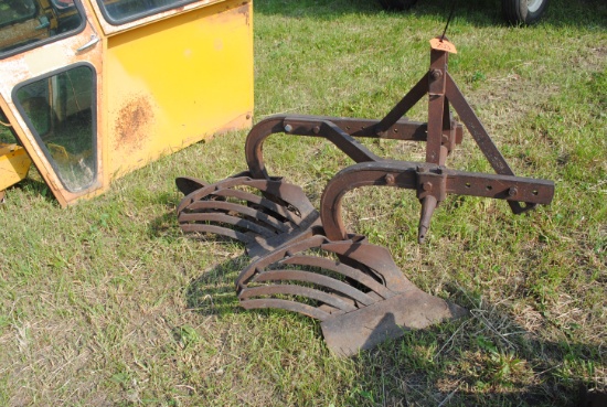 Ferguson 3-point 2-bottom plow