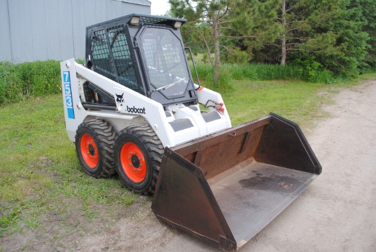 1993 Bobcat 753, diesel, front auxiliary hydraulics, heat, full cab, 6' high capacity bucket, suspen