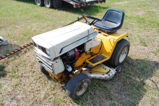 Cub Cadet International 1450 hydrostatic 16HP V-twin Vangaard Briggs & Stratton engine, 48" deck
