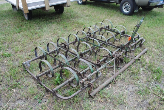 John Deere 3-section springtooth
